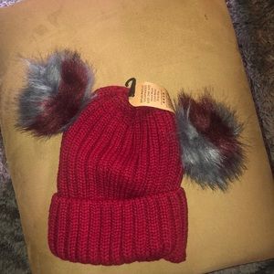 NWT - Pom Pom Beanie